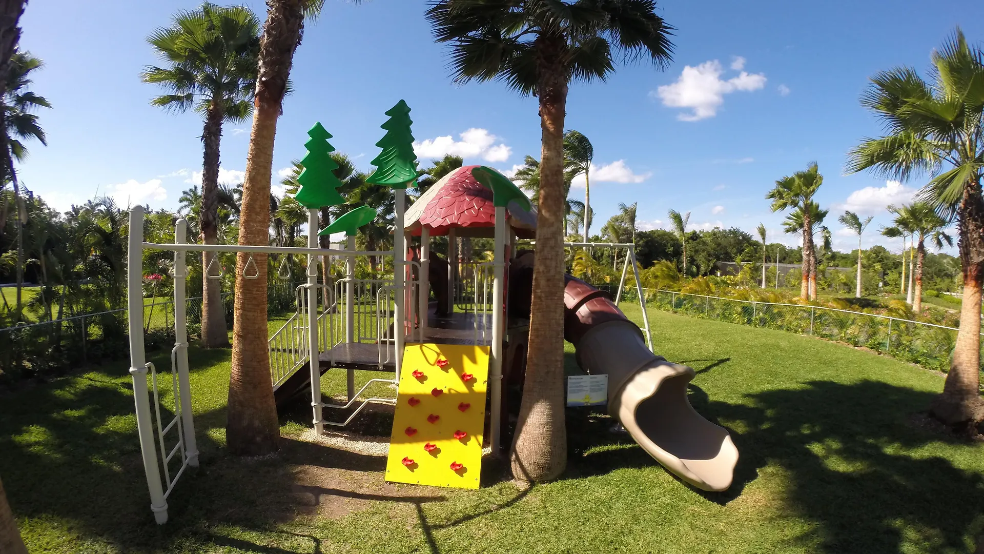 ***** Üdülőközpont Princess Family Club Riviera Playa del Carmen Mexikó
